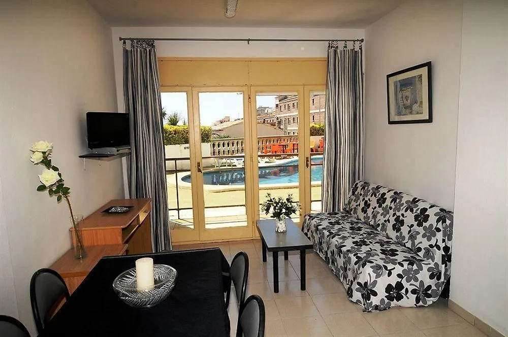 Apartamentos Ar Melrose Place Lloret de Mar Spain